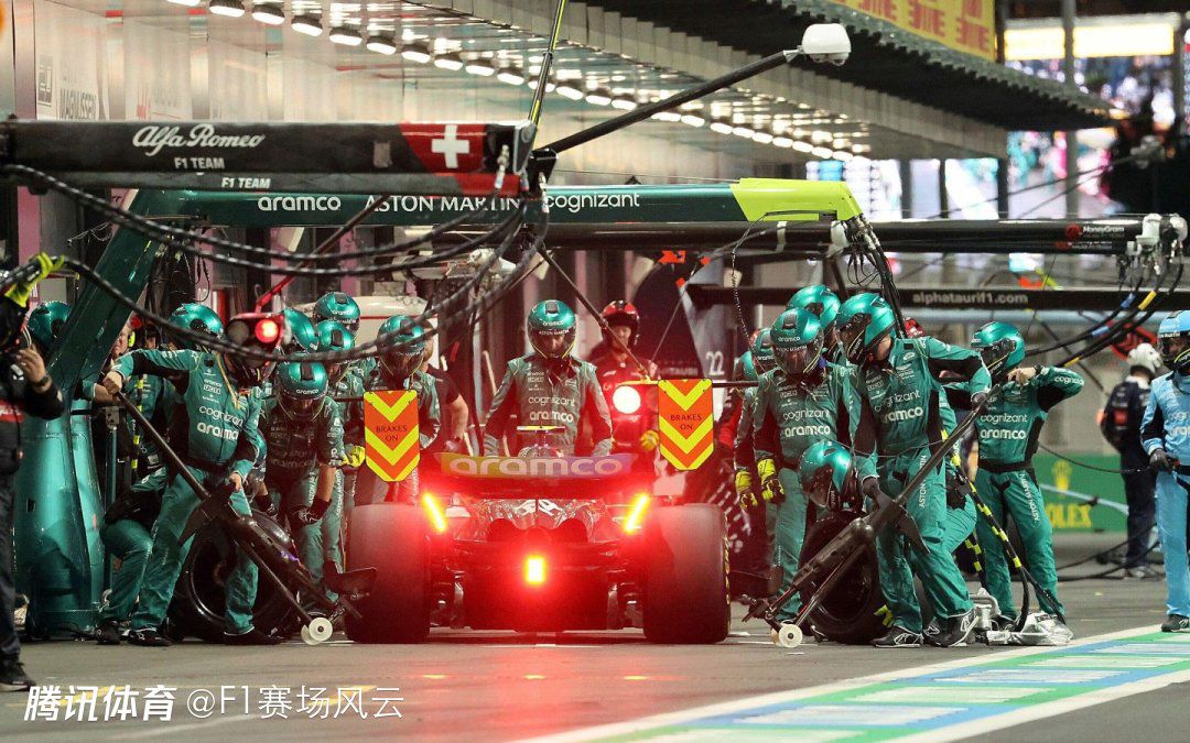 五大联赛中，英超进球最多的曼城打进36球、西甲进球最多的赫罗纳打进34球、意甲进球最多的国米打进33球、法甲进球最多的巴黎打进36球。